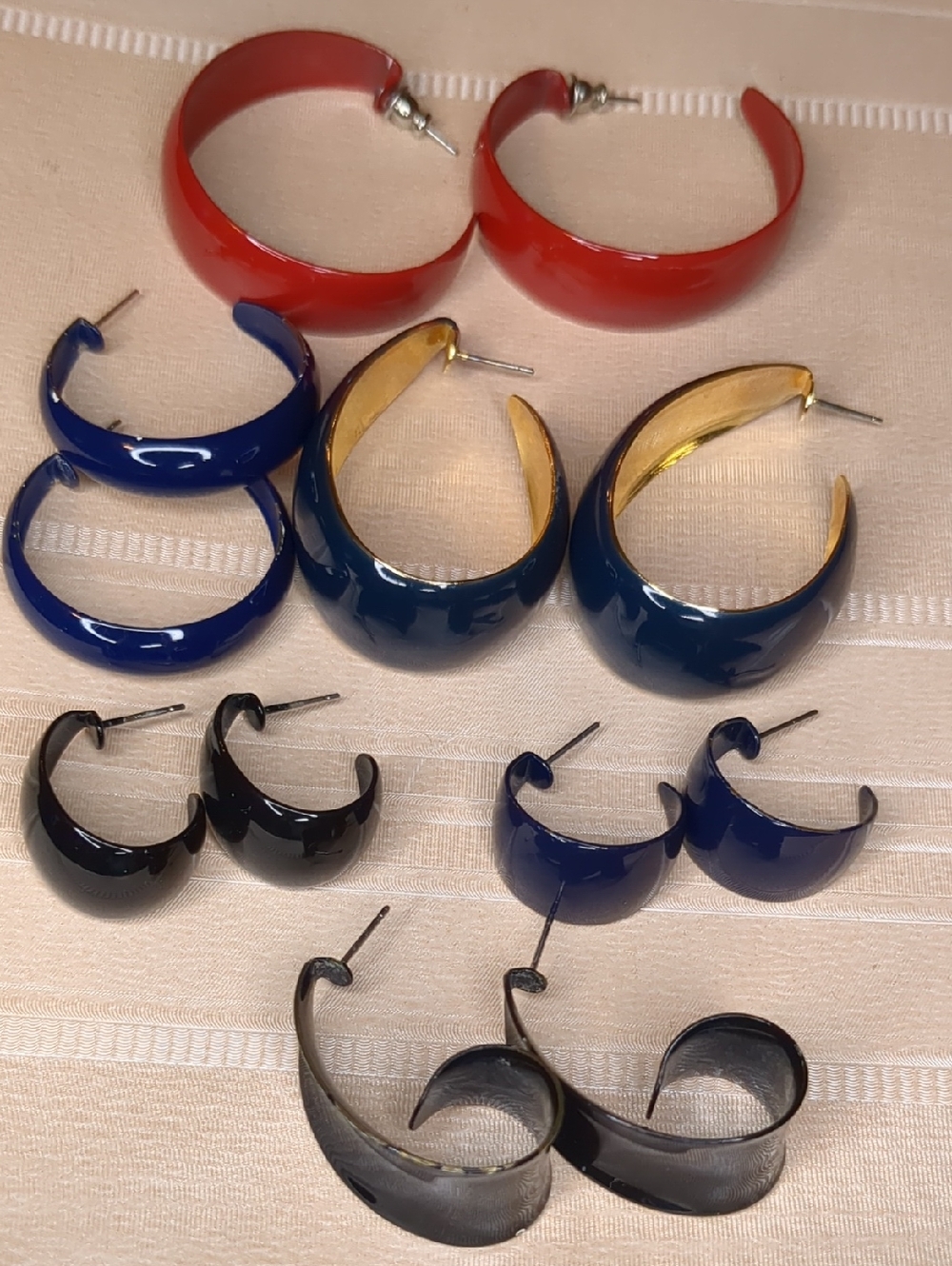 Vintage 80s Enamel Hoop Earrings Red Blue Black Pierced Business Casual - Lot 6